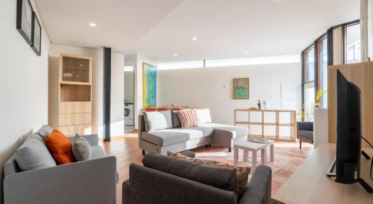 House with patio | Near Dom Luís I Bridge — photo 2