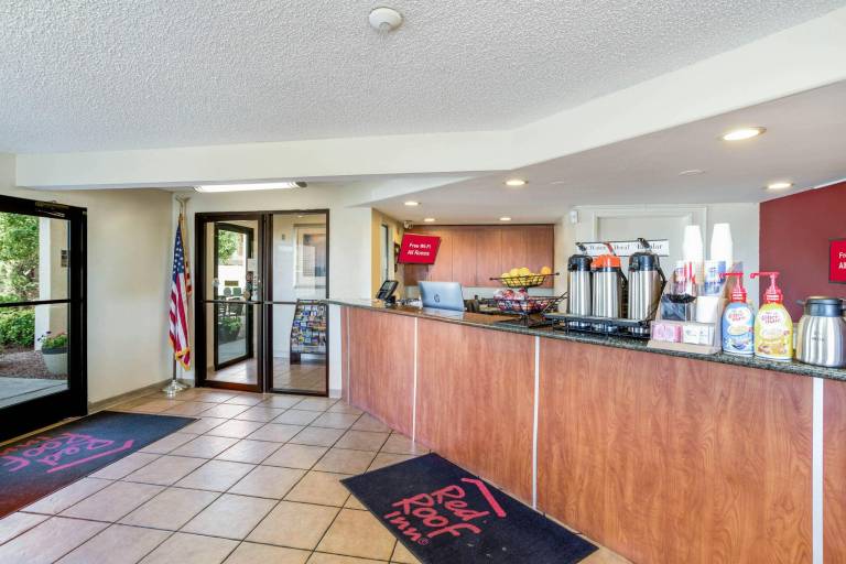 Red Roof Inn Gallup — photo 4
