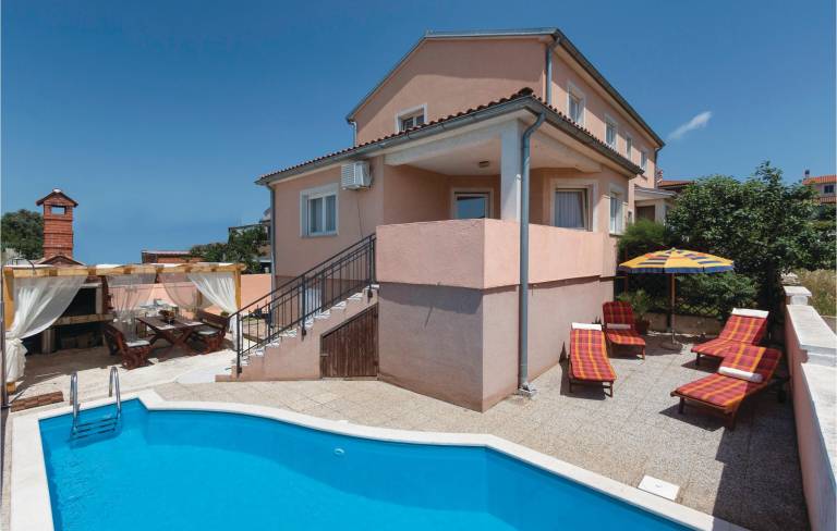 Apartament dwupoziomowy  Pula