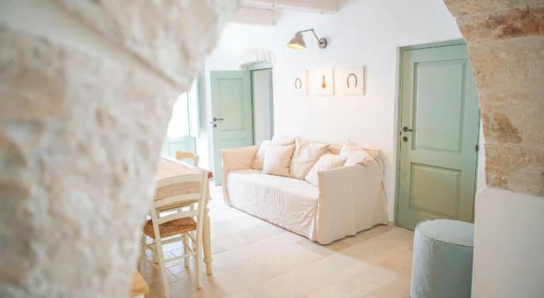 Trullo Essenza-Trulli Anti Charme & Relax — photo 2
