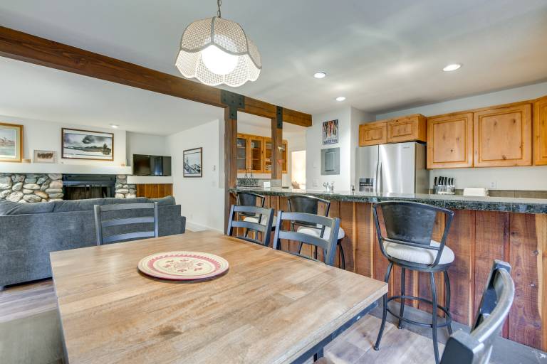 Ketchum Condo w/ Deck < 1 Mi to Sun Valley Resort! — photo 2