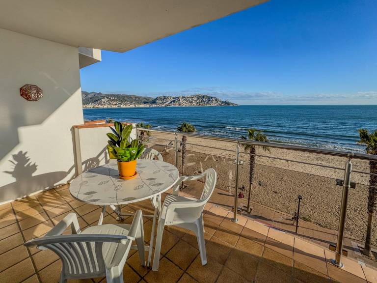 Rental apartment with terrace — photo 2