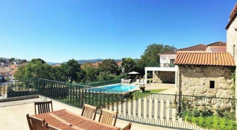 Villa with terrace, private pool & barbeque — photo 3