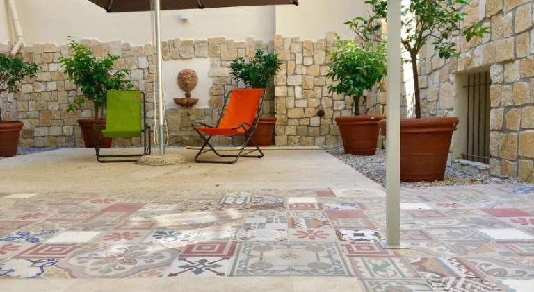 Family-friendly apartment with garden & terrace | Beach nearby | Pet-friendly in Cefalù