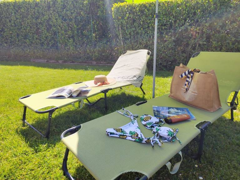 Apartment with pool, barbecue & patio — photo 5