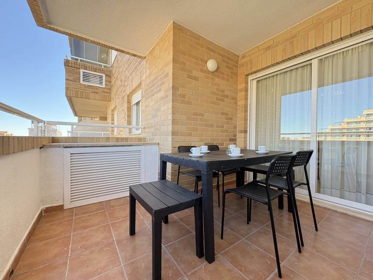 Holiday apartment with terrace, heated pool & garden — photo 3