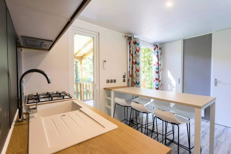 Camping de Rousieux - Très grand mobil-home 1 32m² - 3 chambres 6 people — photo 3