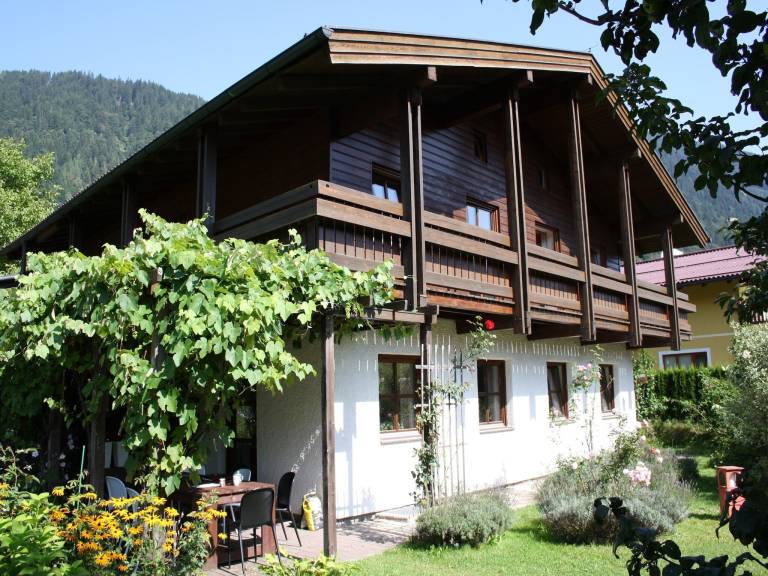 Villa  Goldegg
