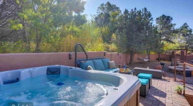 Villa with hot tub — photo 4