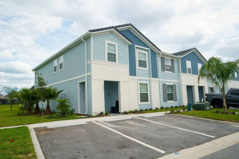 Fabulous 5 BR with pool Solterra Resort — photo 4