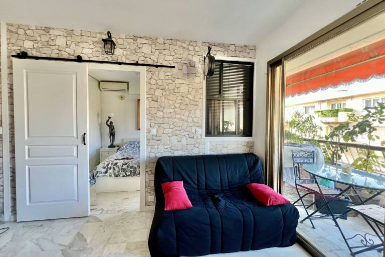 Family-friendly holiday apartment with patio | Beach nearby | Dogs allowed — photo 5