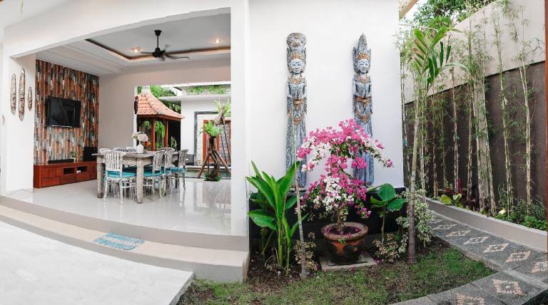 Villa with garden, grill & private pool — photo 2