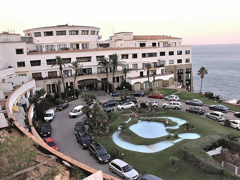 Holiday apartment with garden & pool | Sea view — photo 4