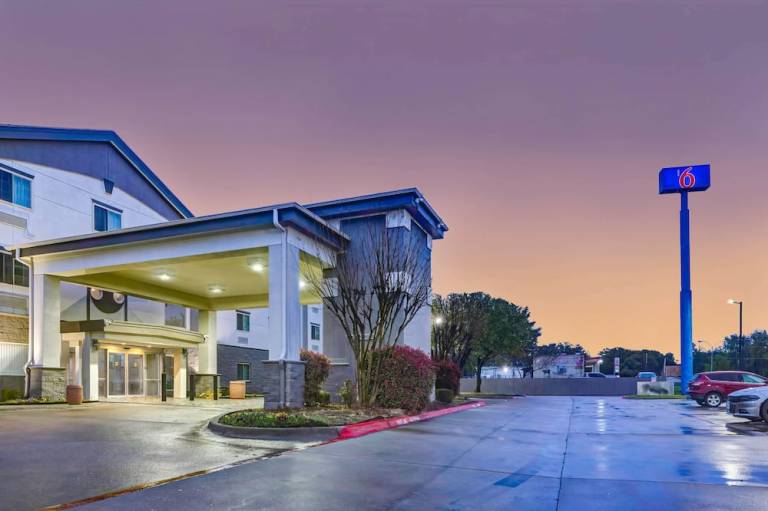 Motel 6 Mesquite TX Balch Springs