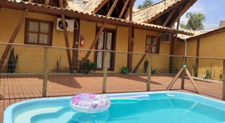 Pleasant rental apartment with barbeque & private pool | Beach nearby | Pets allowed in Garopaba