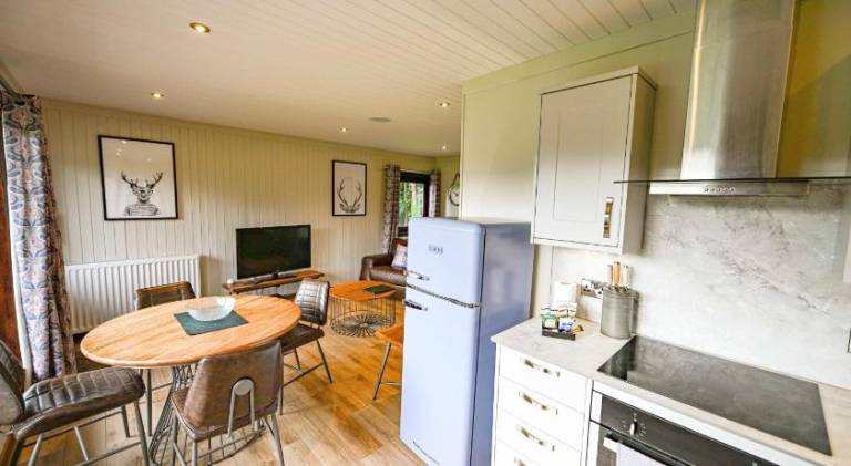 Lovely chalet with jacuzzi | Dogs allowed — photo 3