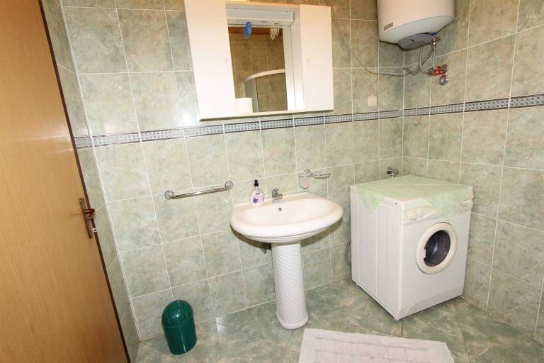 Children-friendly rental apartment with barbeque, garden & patio | Pets are welcome — photo 5