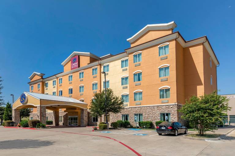 Comfort Suites Plano - Dallas North — photo 2