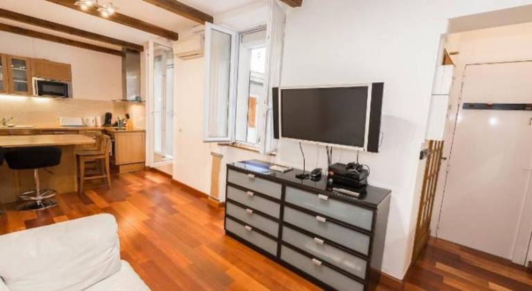 Holiday apartment with hot tub | Next to Sacré-Cœur — photo 2