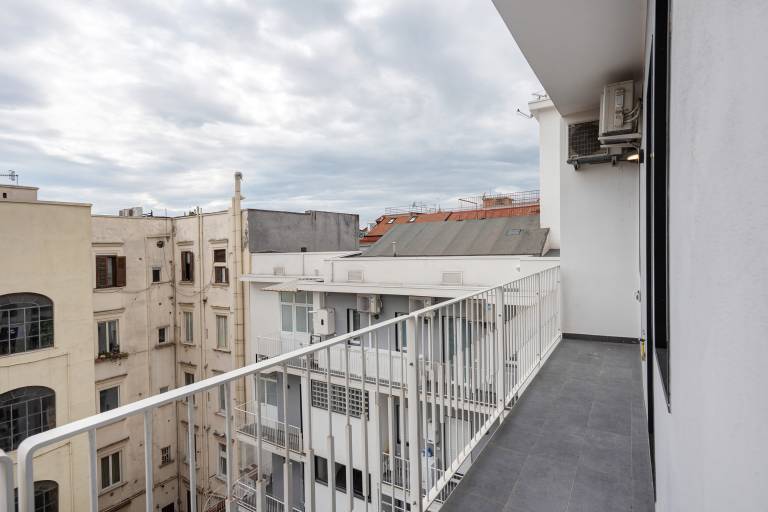 Apartment 'Luxury - Zona Lungomare' with Balcony, Wi-Fi and Air Conditioning — photo 4