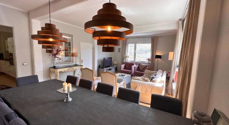 Villa with 5 rooms for 12 persons — photo 3