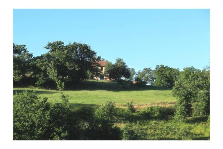 Cottage with pool, garden & barbeque — photo 2