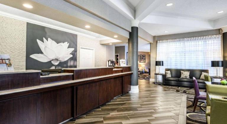 La Quinta Inn & Suites by Wyndham Myrtle Beach Broadway Area — photo 5