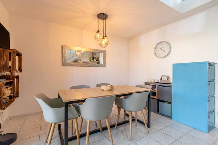 Family-friendly vacation home with terrace & fast internet | Beach nearby | Pets are welcome — photo 4