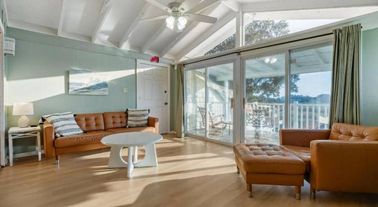 House with pool | Perfect for remote work — photo 3