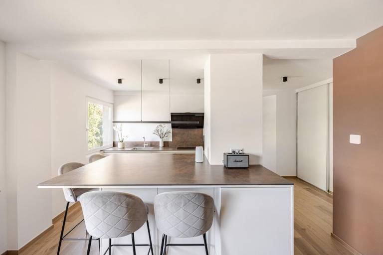 1 bedroom flat (55m2) in the city — photo 3