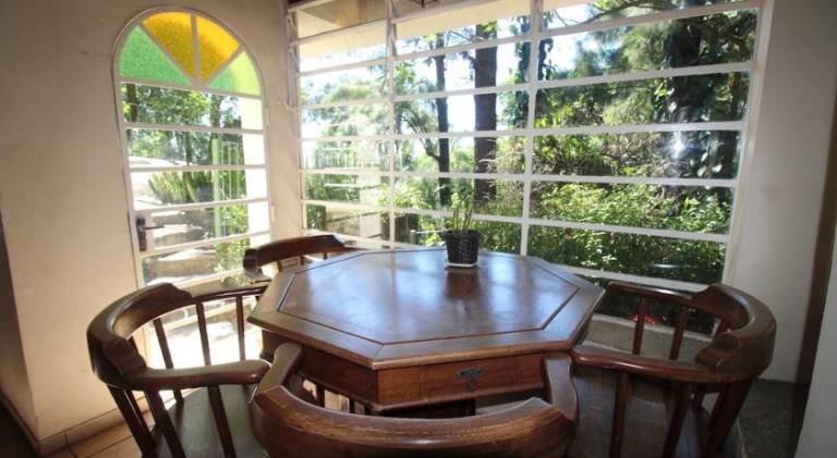 Vacation home with jacuzzi & pool | Pet-friendly — photo 4