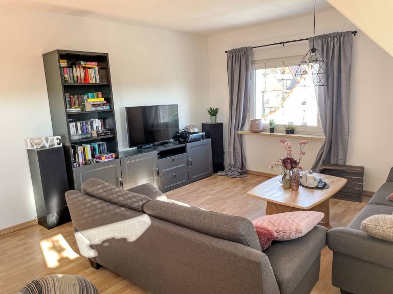 Apartment with patio, grill & yard | Nature view — photo 2