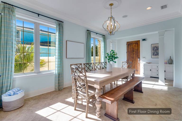 Vacation home with grill & private pool — photo 5