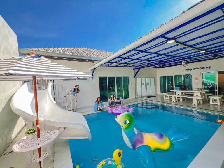 House with 3 rooms for 10 persons in Sattahip