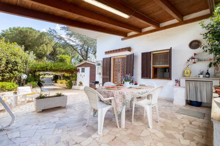 Apartment 'Villa Rosa, Relax Place' with Sea View, Wi-Fi and Air Conditioning in Conversano