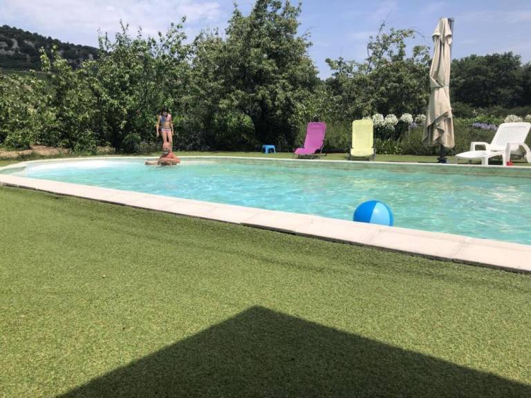 Gite with patio, yard & barbeque | Pet-friendly — photo 3