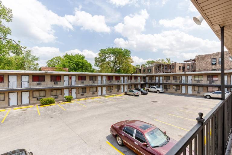 Best Motel By OYO Chicago I-90 — photo 3