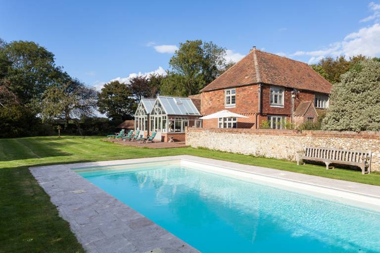 Cottage  Charing