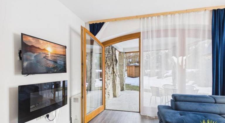 Holiday apartment with 2 rooms for 8 persons — photo 2