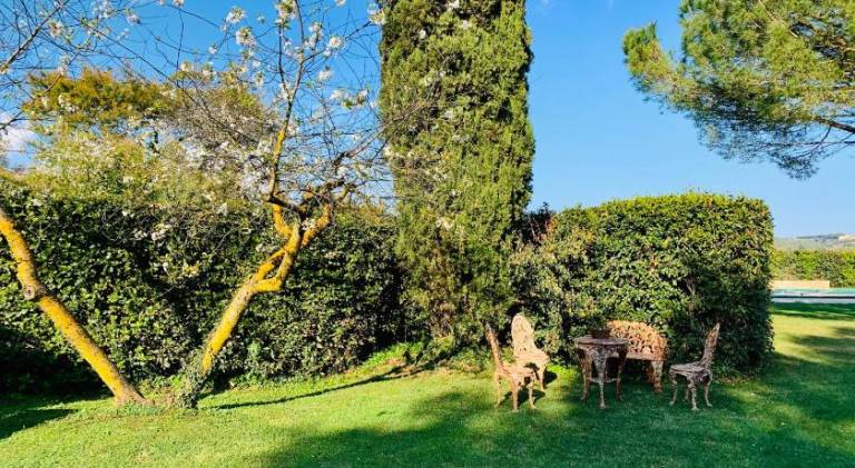 Rental apartment with pool in Orbetello
