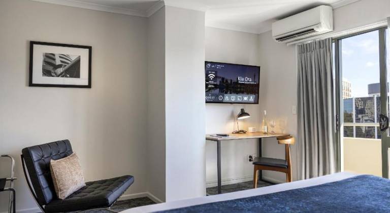 Child-friendly serviced apartment with terrace | Close to Saint Patrick's Cathedral | Good for workation | Pets are welcome — photo 2