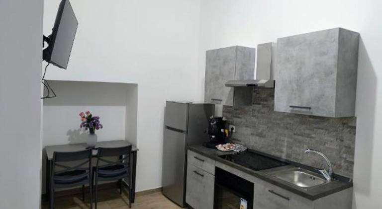 B&B REVOLUTION 2 BED e BREAKFAST — photo 4