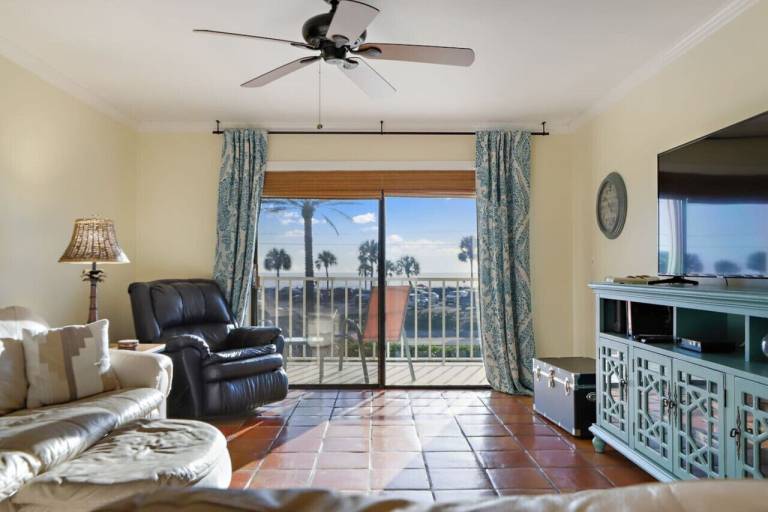 Condo Madeira Beach
