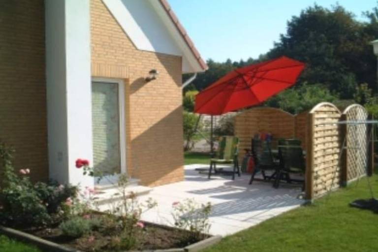     
Ferienhaus ∙ 4 Gäste ∙ 2 Schlafzimmer
