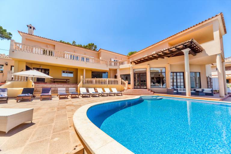 On the sea front with a pool and jacuzzi — Casa Juan Carlos — photo 3