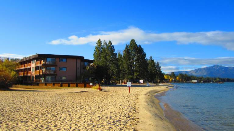 Resort  Stateline