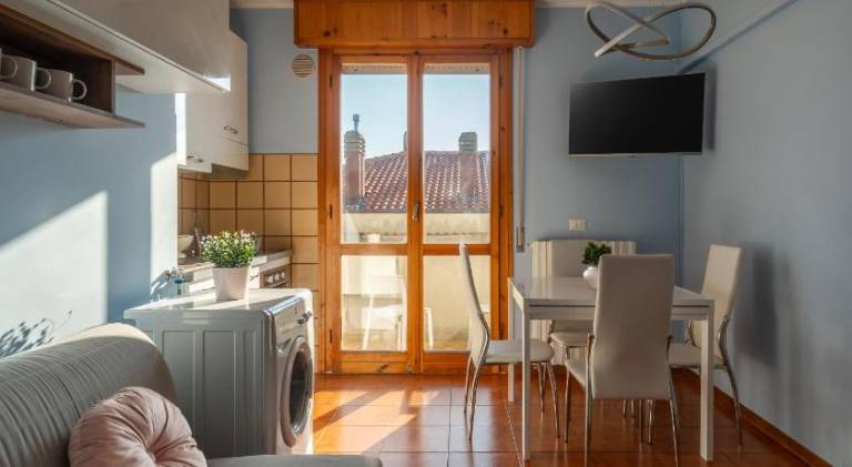 Holiday apartment with 1 room for 6 persons in Rimini