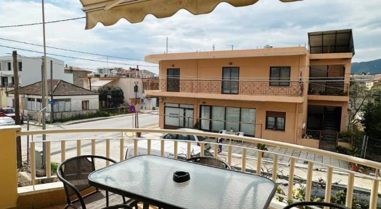 Holiday apartment with patio — photo 4