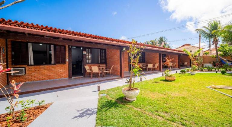 Holiday apartment with pool, grill & garden — photo 5