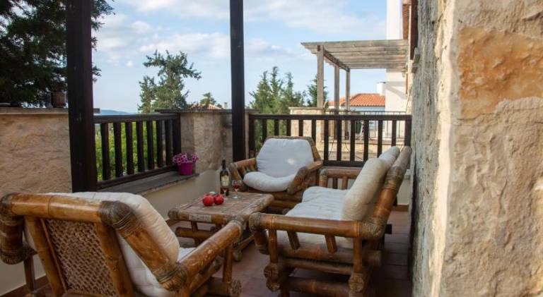 Family-oriented beautiful villa with pool, terrace & garden | Perfect for remote work | Pets allowed — photo 5